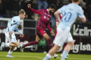 Philip Billing i aktion mod Sønderjyske.