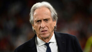 Jorge Jesus under en landskamp mod Norge