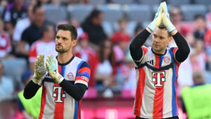 Bayern Münchens Manuel Neuer og Sven Ulreich