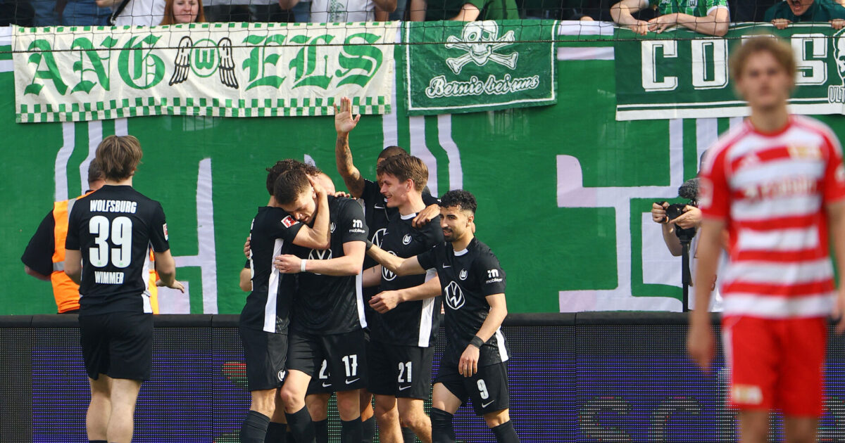 Vild Wimmer-kasse giver vital Wolfsburg-sejr i historisk Bundesliga-kamp Foto: Lisi Niesner DFL REGULATIONS PROHIBIT ANY USE OF PHOTOGRAPHS AS IMAGE SEQUENCES AND/REUTERS