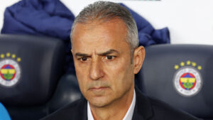 Ismail Kartal under en kamp med Fenerbahce