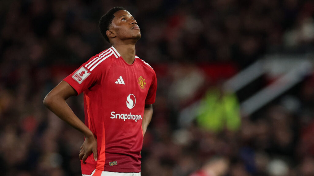 Chido Obi kigger mod himlen.