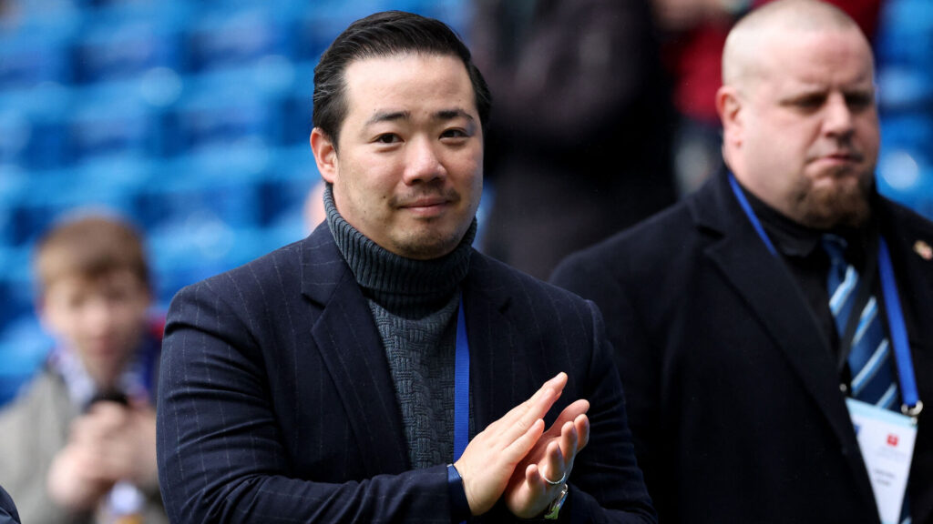 Aiyawatt Srivaddhanaprabha fra Leicester.