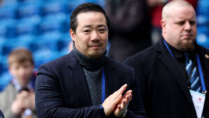 Aiyawatt Srivaddhanaprabha fra Leicester.