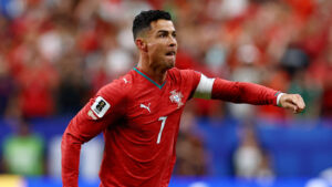 Cristiano Ronaldo fejrer sin scoring imod Usbekistan