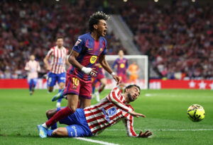 Lamine Yamal bliver fældet