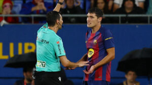 Andreas Christensen brokker sig til dommeren