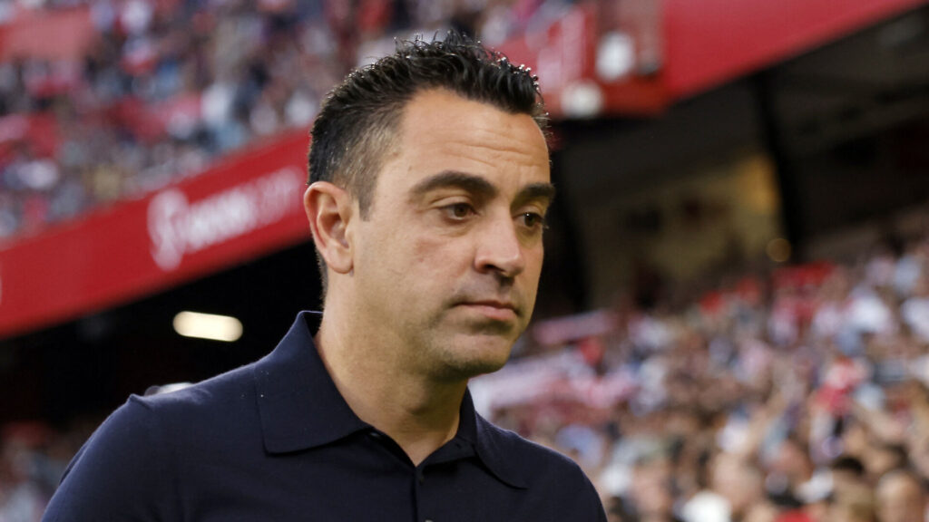 Xavi Hernandez kigger nedslået