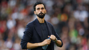 Alvaro Arbeloa under en Premier League-kamp