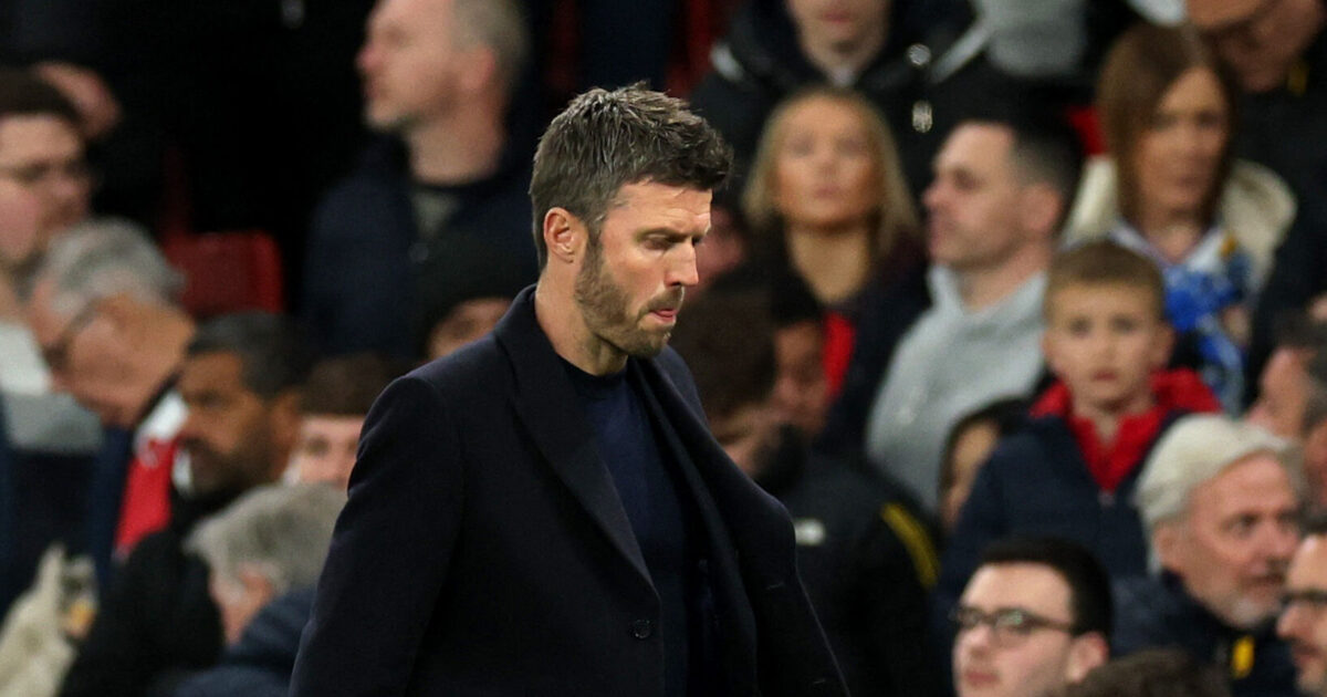 Rystende: Michael Carrick revser United-rødt Foto: Phil Noble EDITORIAL USE ONLY.NO USE WITH UNAUTHORIZED AUDIO, VIDEO, DATA, FIXTURE LISTS, CLUB/REUTERS