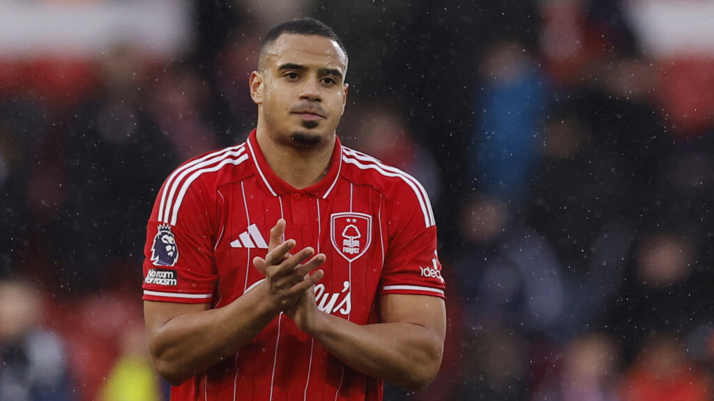 Murillo spiller for Nottingham Forest mod Fulham