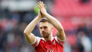 Arsenals Aaron Ramsey er netop blevet præsenteret som træner i Oxford United