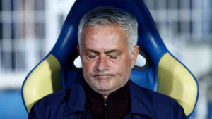 José Mourinho med lukkede øjne.