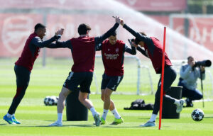 Arsenals spillere til træning.