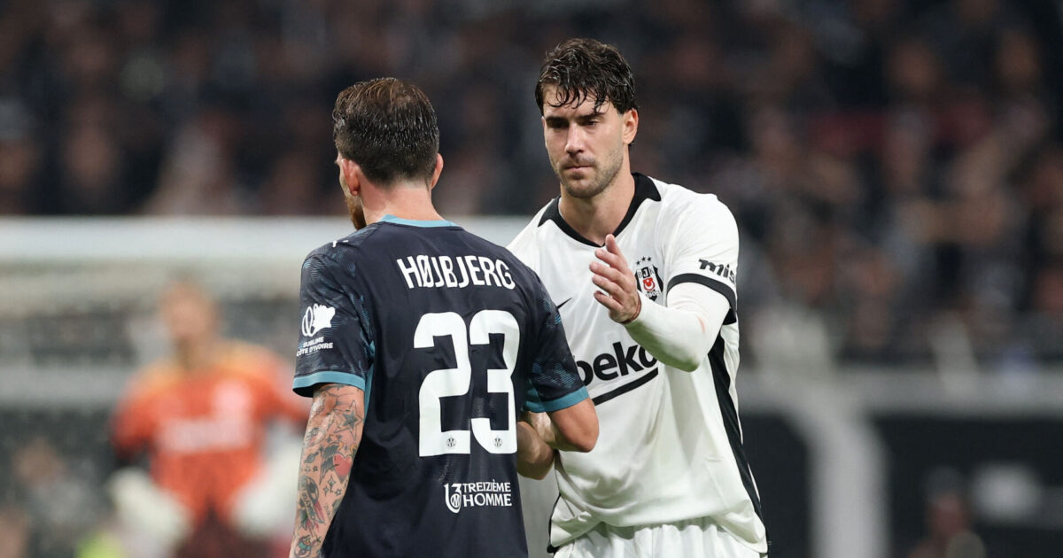LIVE: FCM-bødler flyvende fra start: Smadrer Højbjerg Foto: Umit Bektas/REUTERS