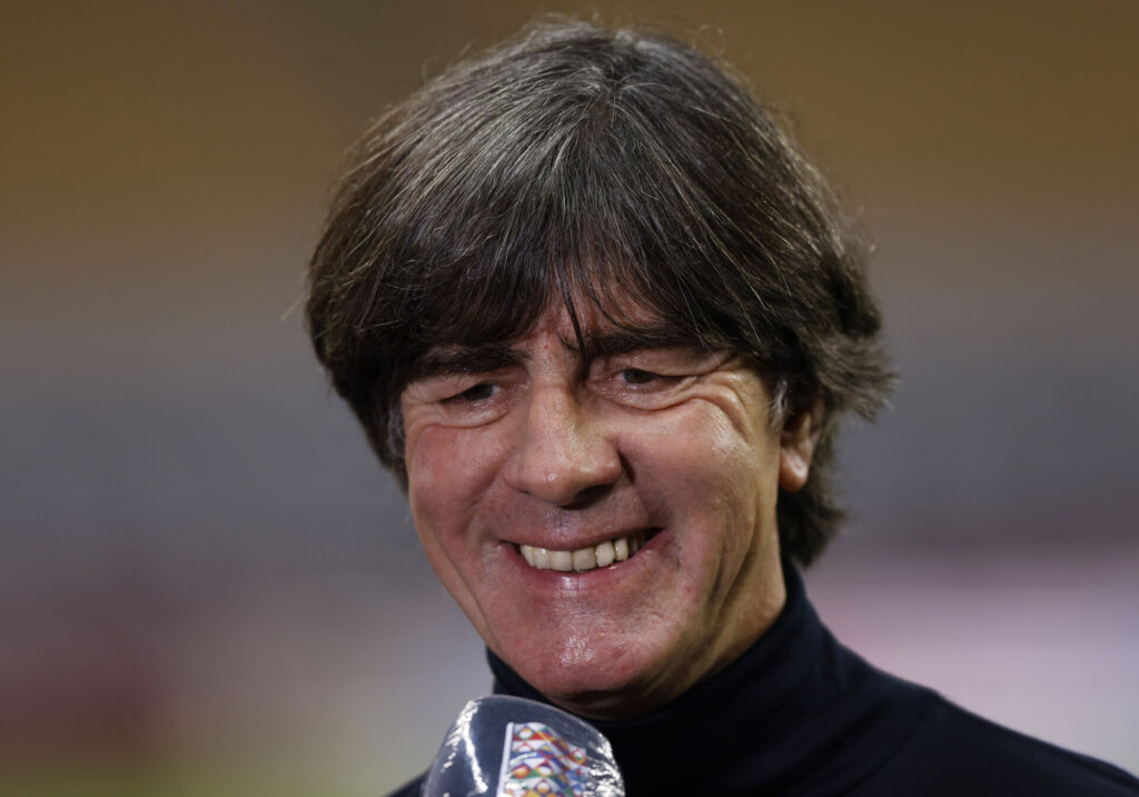 Joachim Löw griner