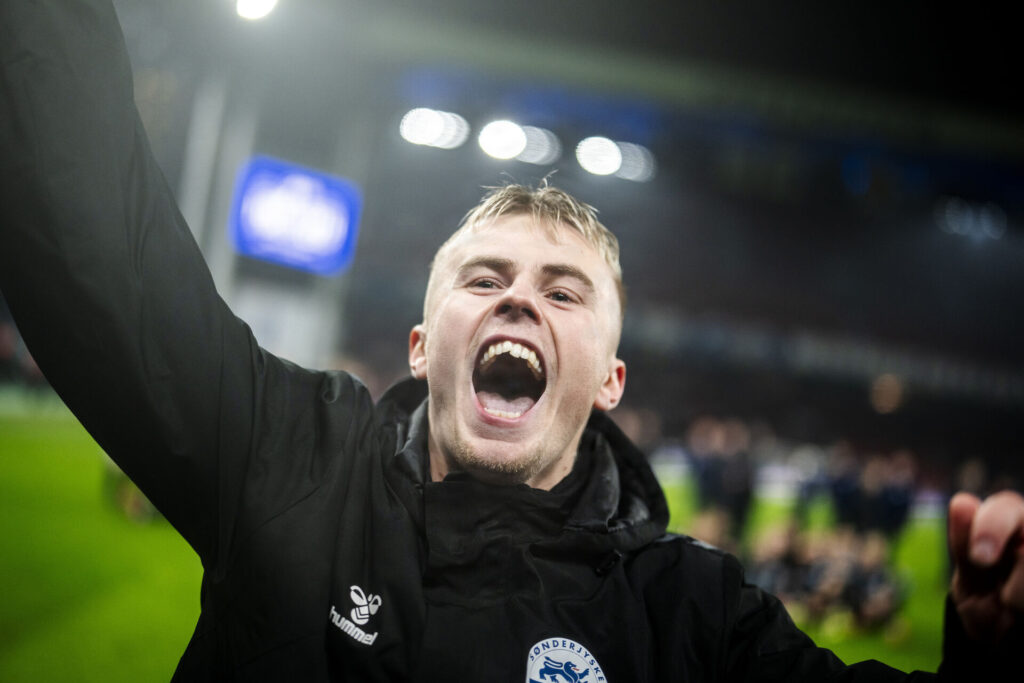 Kristall Ingason råber