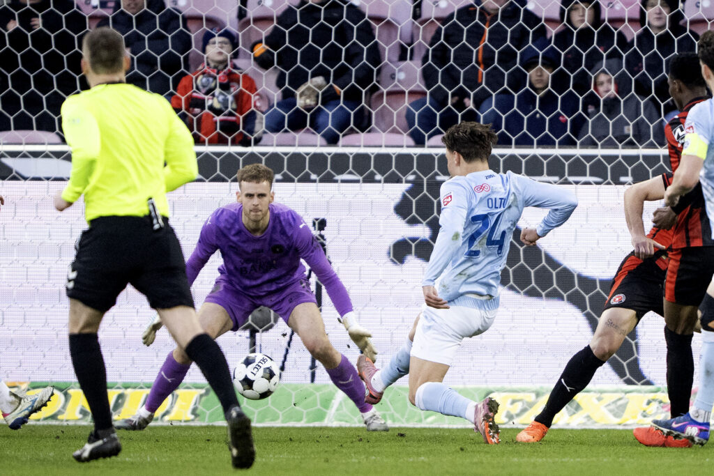 Olti Hyseni, Elias Olafsson