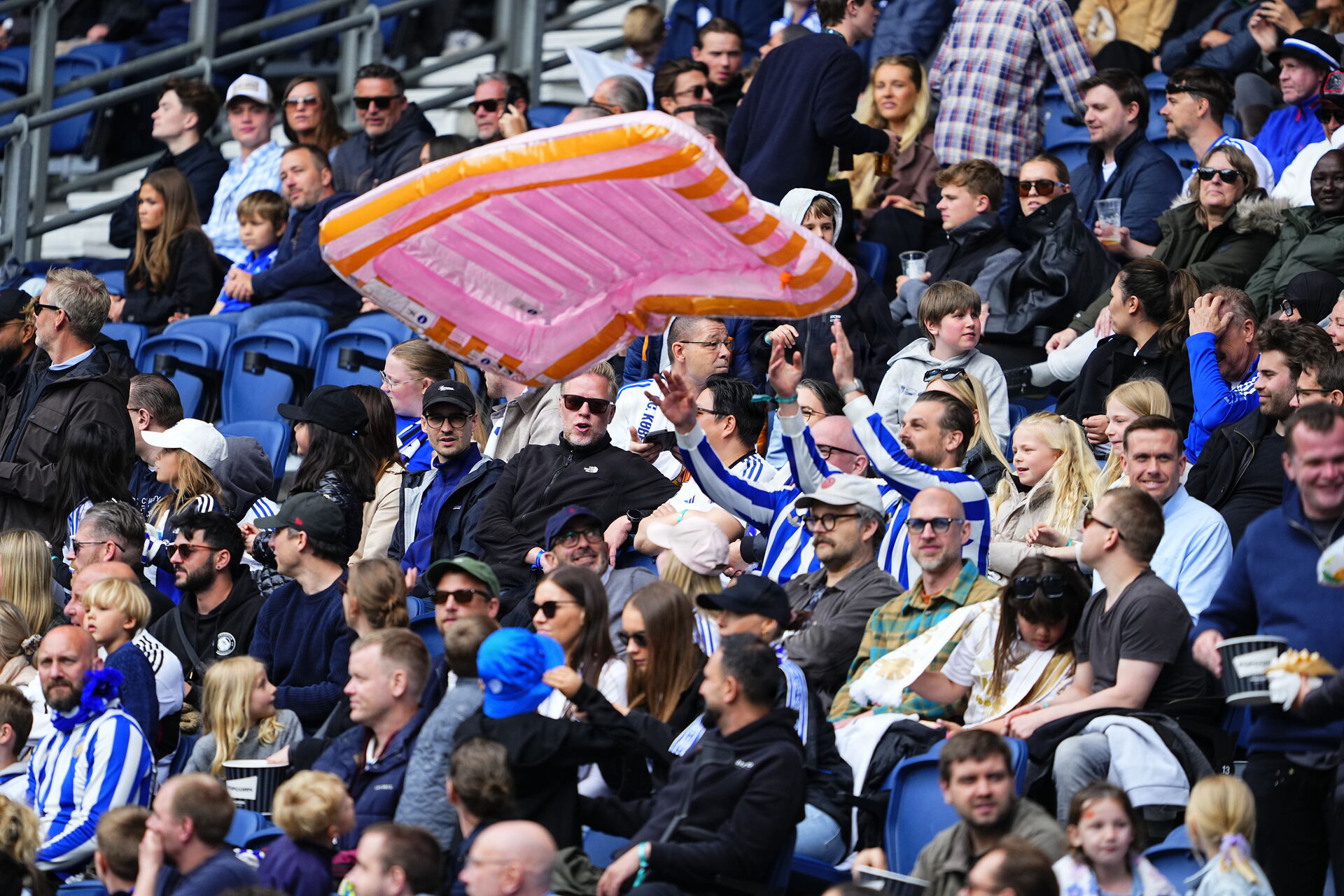 FCK-fans raser: 'På badeferie hele sæsonen!'