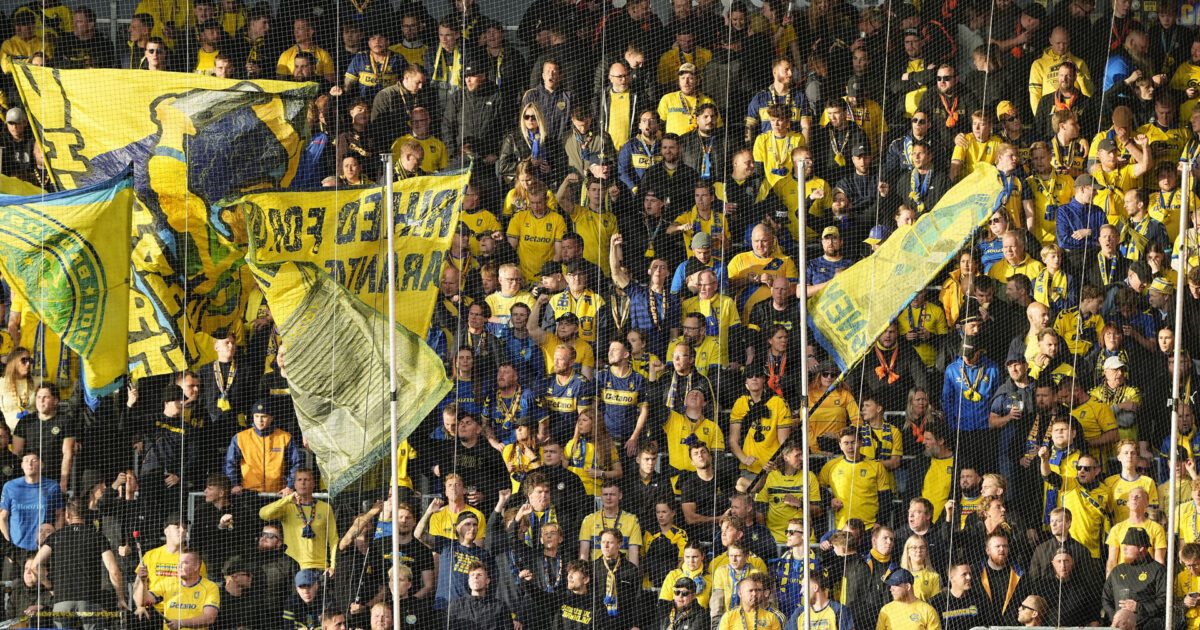 LIVE: Brøndby- og FCM-fans strejker – lynscoring i Herning Foto: Bo Amstrup/Ritzau Scanpix