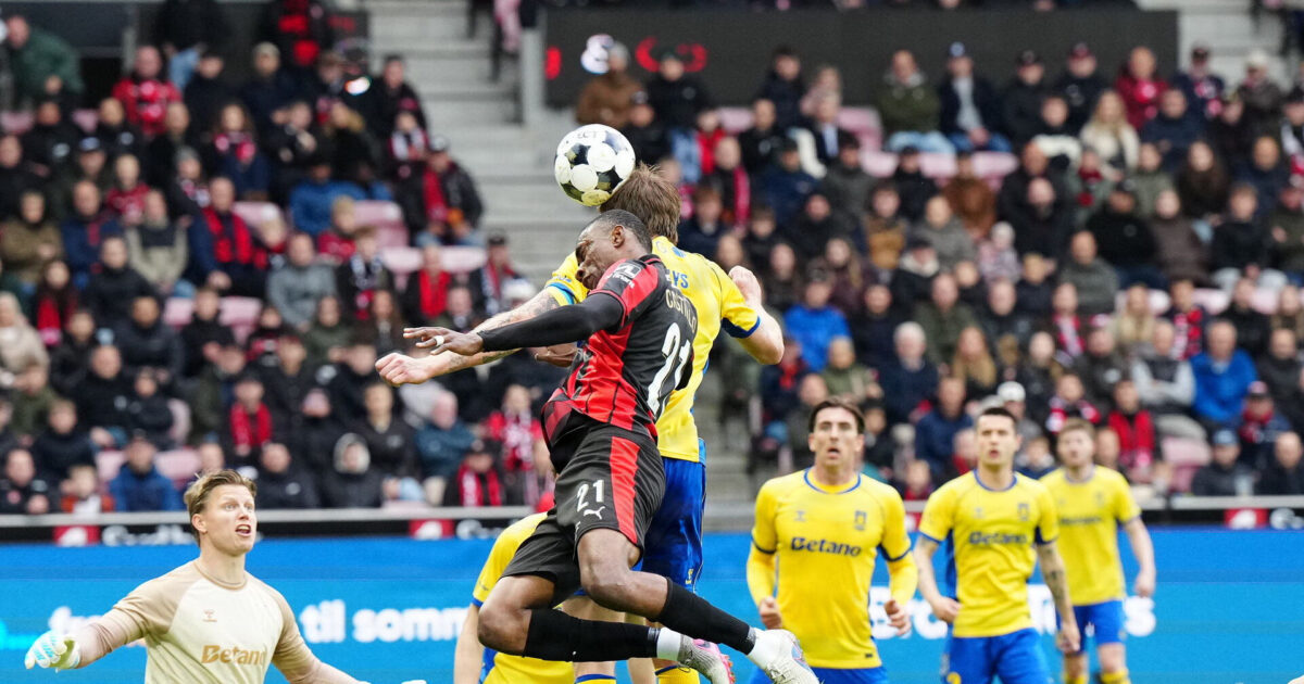 LIVE: Håbløse Brøndby sejler mod FCM! Ruller der hoveder? Superligakampen mellem FC Midtjylland og Brøndby IF på MCH Arena i Herning søndag den 17. maj 2026.
