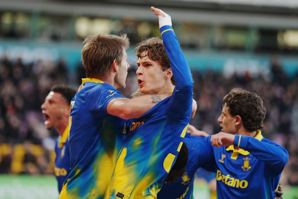 Jacob Ambæk jubler over scoring