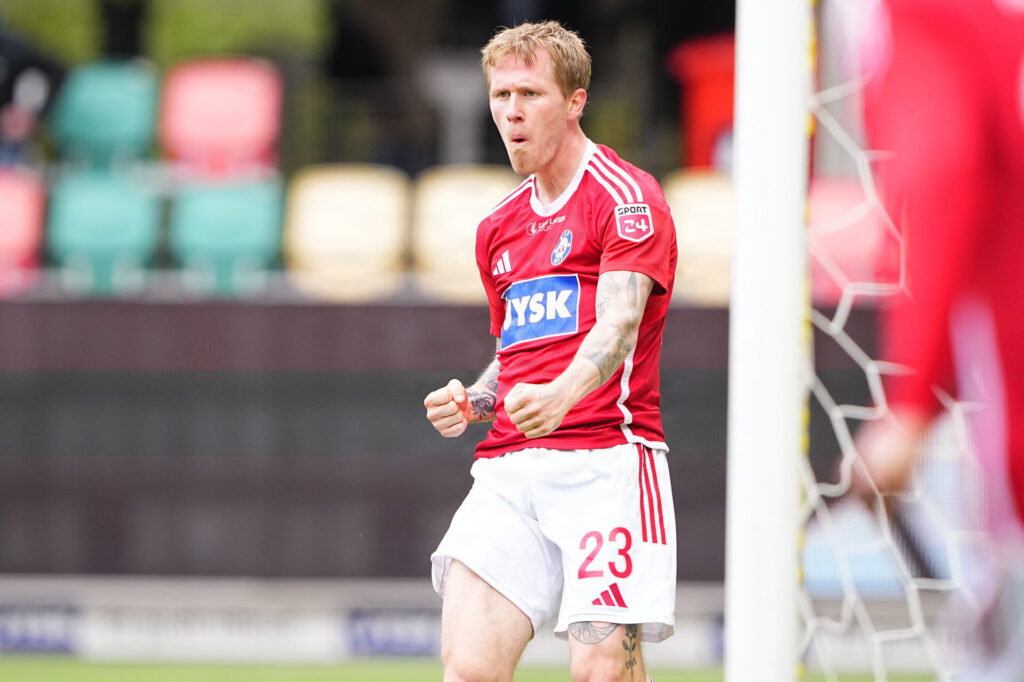 Tonni Adamsen jubler