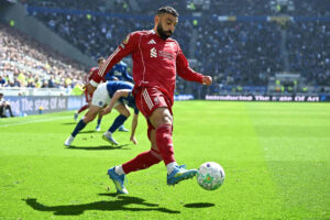 Mohamed Salah på bolden mod Everton.