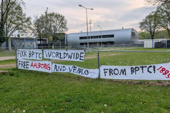 Billede af bannere i Venlo.