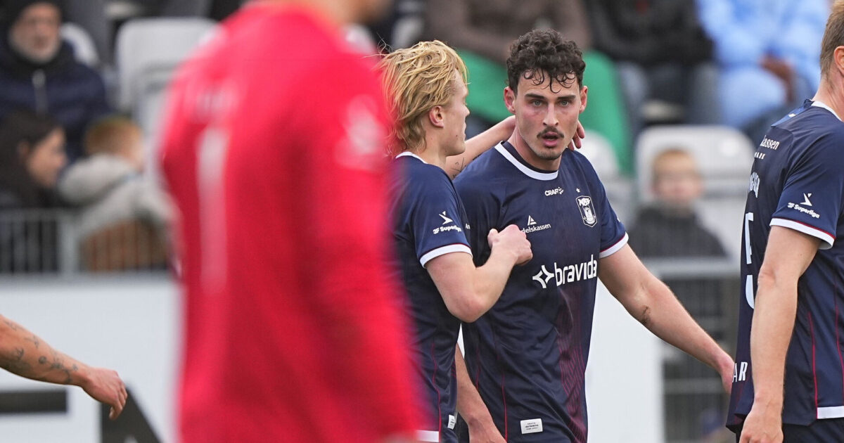 Janni-Janni: Tysker giver AGF pauseføring Viborg FF møder AGF i Superligaens mesterskabsspil på Energi Viborg Arena i Viborg mandag den 6. april 2026.