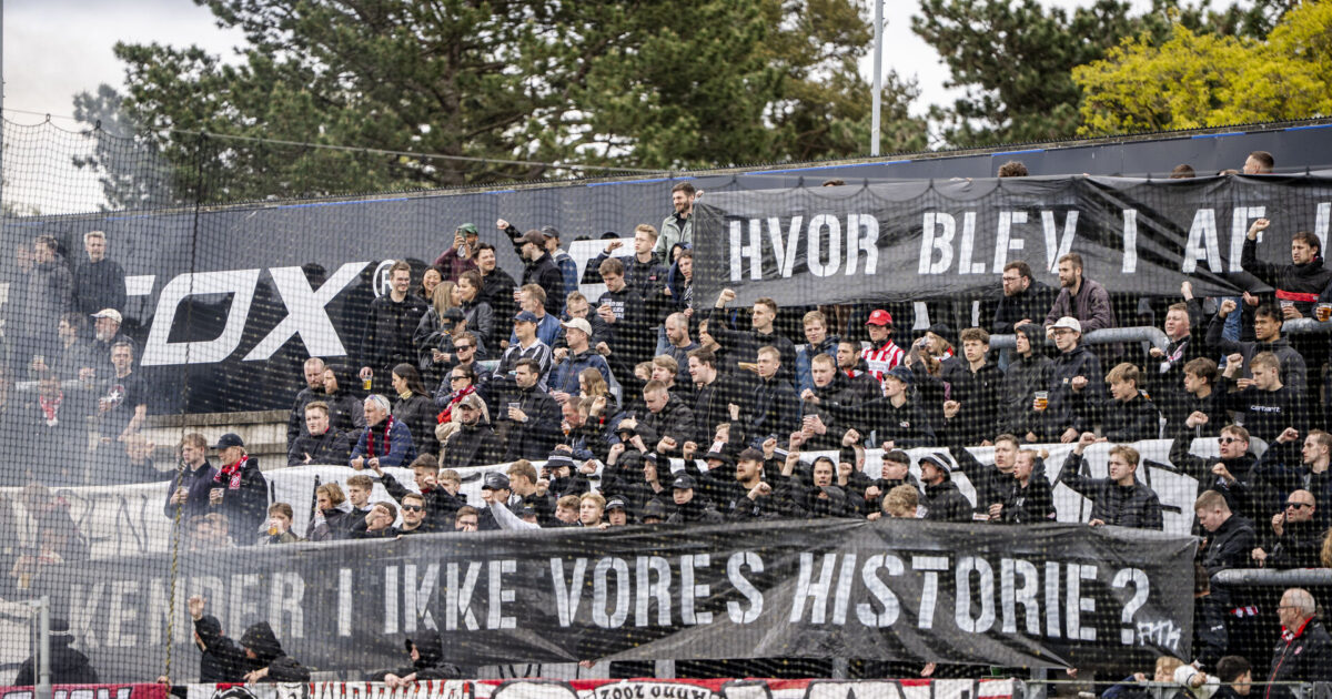 Rasende AaB-fans skød med skarpt mod klubben: Vi forlanger mere! Foto: Mads Claus Rasmussen/Ritzau Scanpix