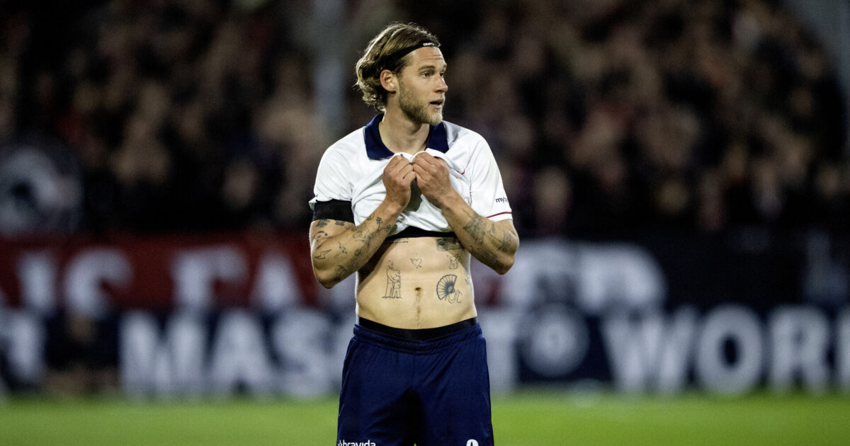– Den ødelægger han jo, hvis han skifter til FC København Foto: Bo Amstrup/Ritzau Scanpix