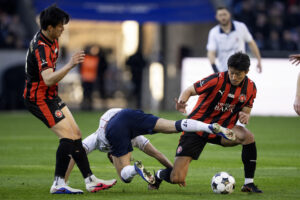 Cho og Lee i duel med Arnstad