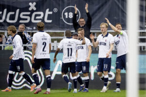 AGF's spillere jubler efter en scoring.