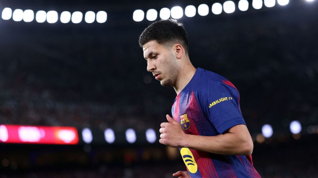 Roony Bardghji i aktion for FC Barcelona