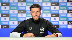 Fabian Hurzeler skriver under på en ny kontrakt med Brighton