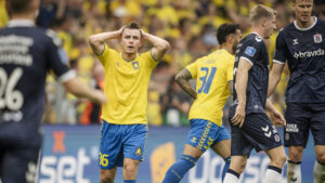 Brøndbys Mathias Kvistgaarden græmmer sig efter kamp mod AGF.