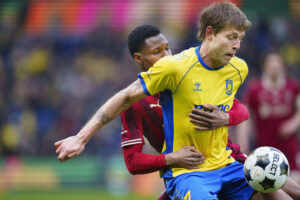 Nicolai Vallys i kamp mod FC Midtjylland.