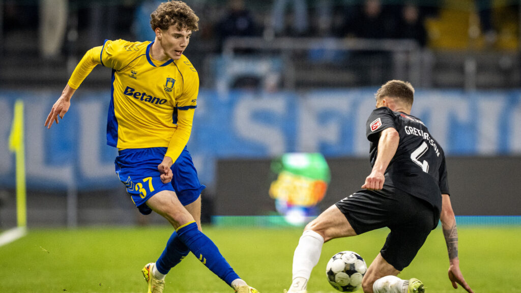 Raphael Canut i aktion for Brøndbys førstehold.