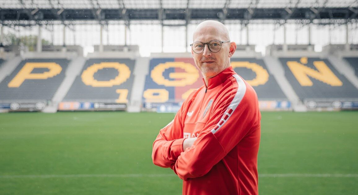 På plads i Polen: Taknemmelig for, at det kan lade sig gøre Foto: Pogon Szczecin