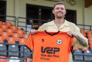 Django Warmerdam præsenteres i VV Katwijk