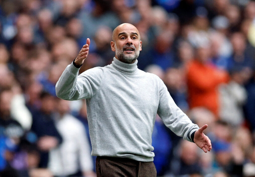 Pep Guardiola på sidelinjen i FA Cup-finalen.