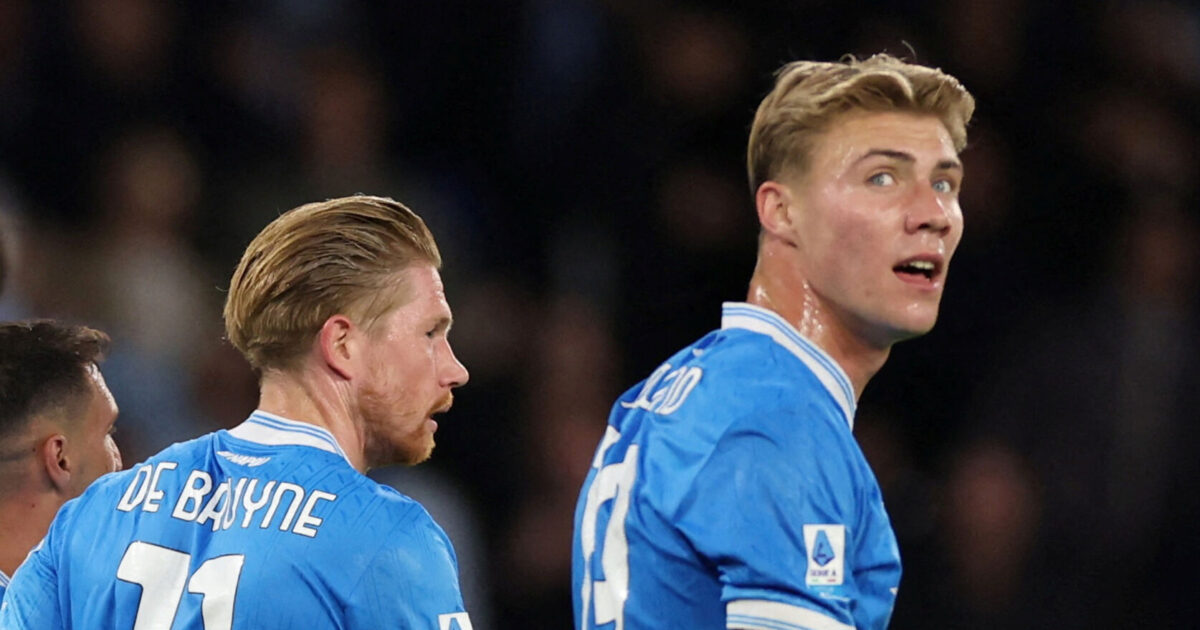 Højlund scorer og trækker rødt kort mod ‘TK’ og Udinese Foto: Ritzau Scanpix/REUTERS