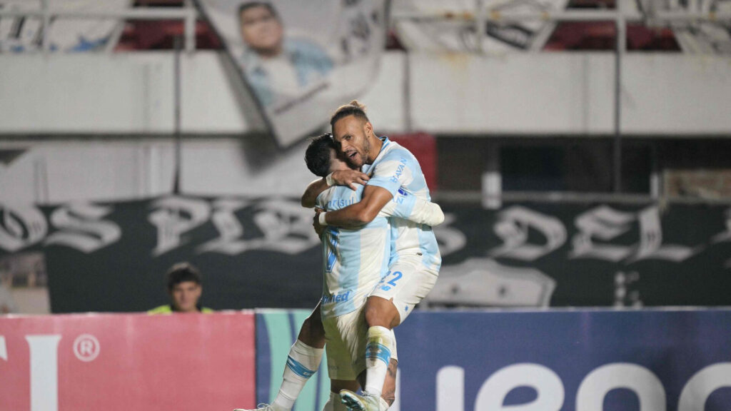Martin Braithwaite jubler i Gremio.