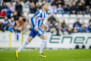 Jakob Bonde bliver skiftet ind for OB.