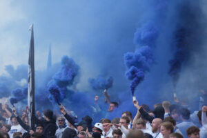 FCK-fans med pyro.
