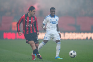 Aral Simsir i kamp mod FC København.