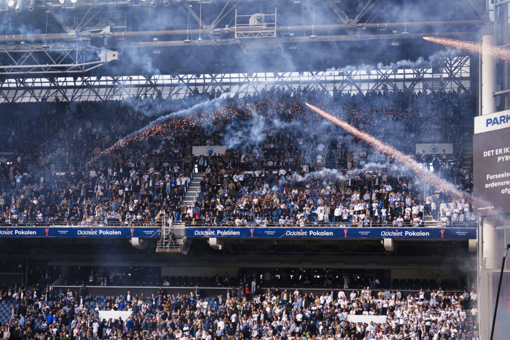 FC Københavns fans i Parken til pokalfinalen.