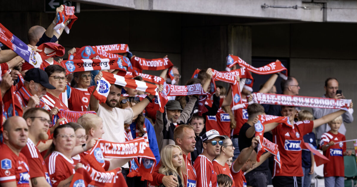 18 Silkeborg-fans sigtet for slagsmål Foto: Bo Amstrup/Ritzau Scanpix
