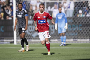 Tonni Adamsen i kamp for Silkeborg IF.